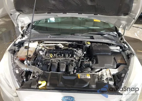 2016 Ford Focus Se z USA, uszkodzony, nr VIN 1FADP3F21GL340862